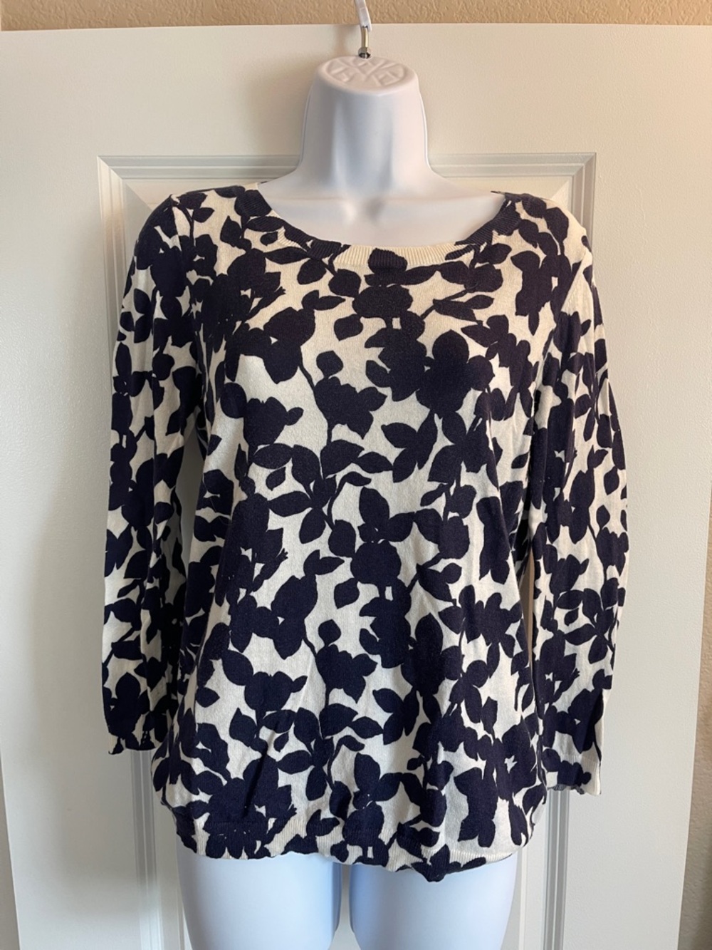 Banana Republic Black and White Floral Long Sleeve Top